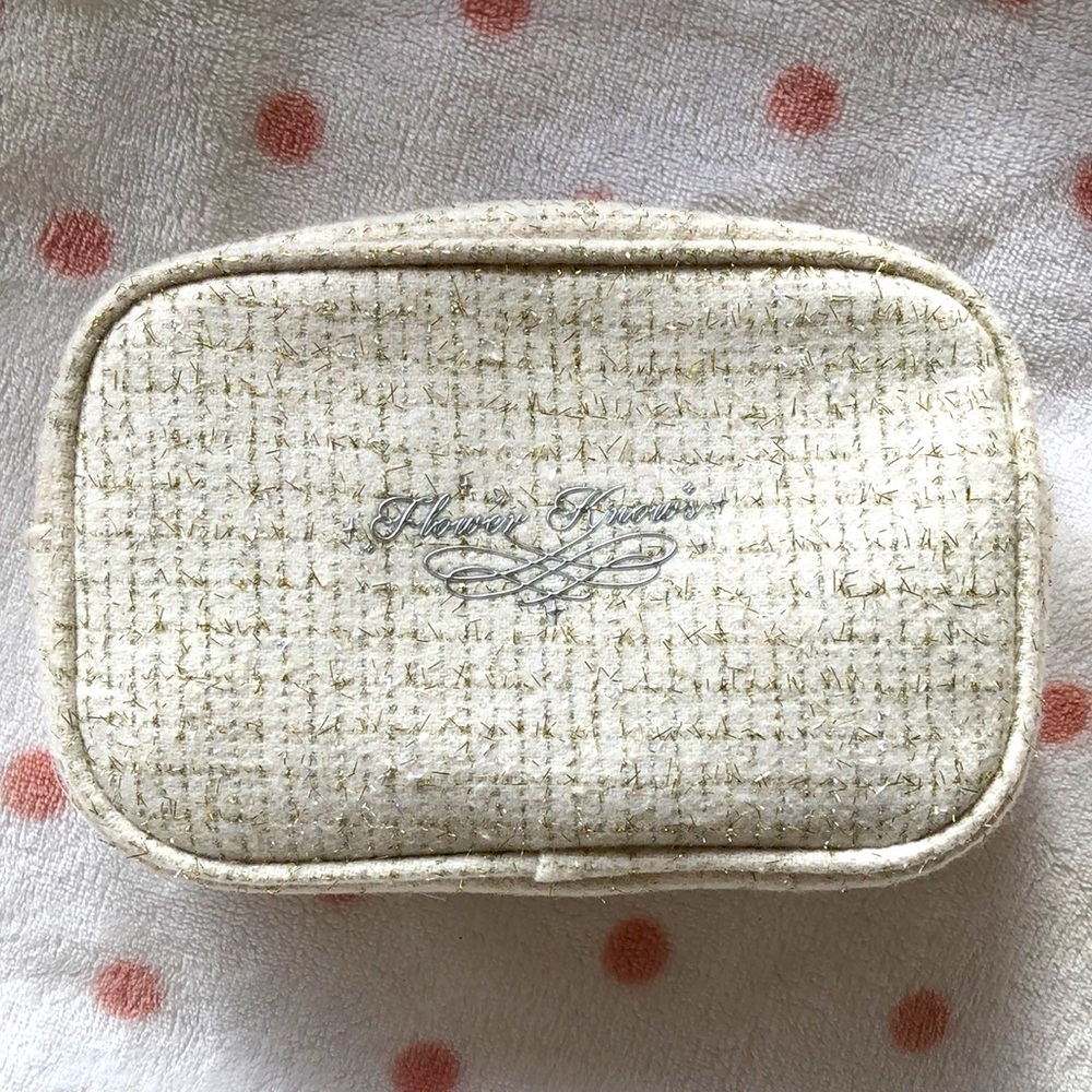 NWOT Flower Knows Swan Ballet Tweed Makeup Bag in Cream and Gold 🦢🩰